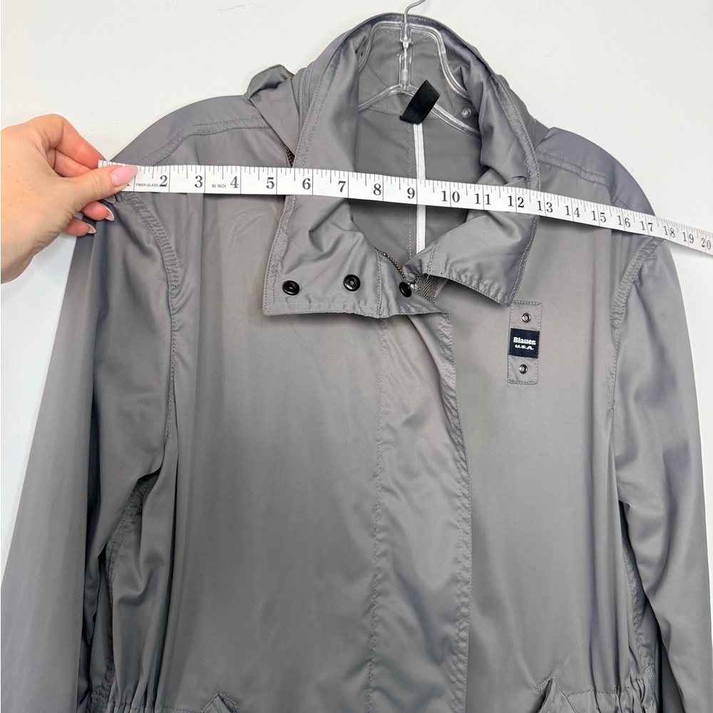 Blauer USA Grey/Silver Windbreaker Jacket | Lightweight | Excellent Condition - Picture 10 of 17